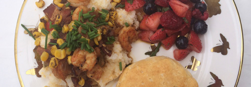 Cheesy Shrimp and Grits