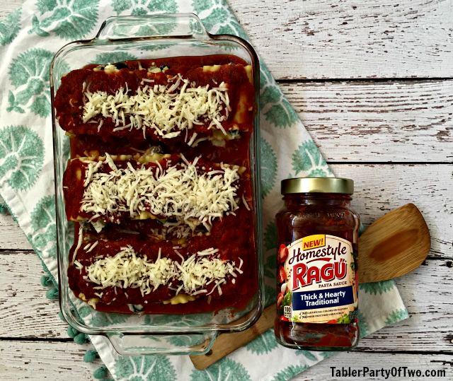 Healthy and delicious lasagna rolls is one of my go-to family recipes! Tabler Party of Two | TablerPartyofTwo.com